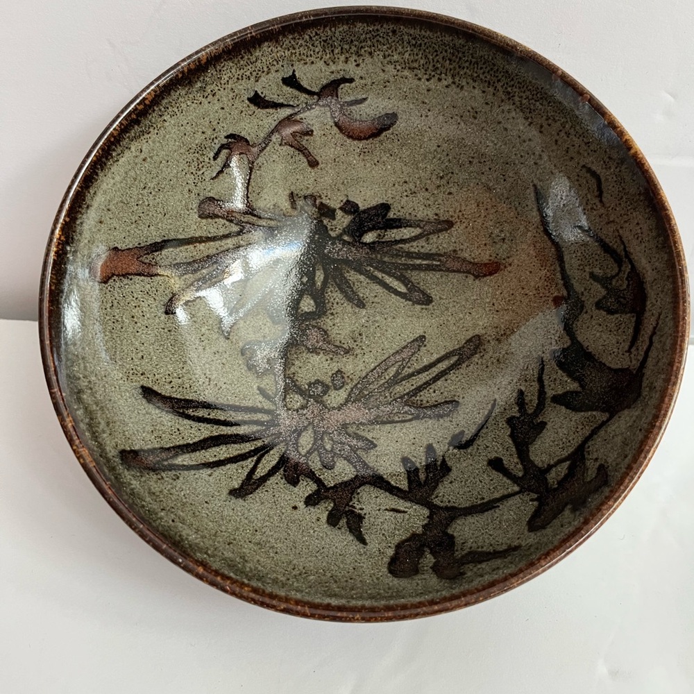 SIGNED ~YUKIO ONAGA HANDMADE POTTERY BOWL
